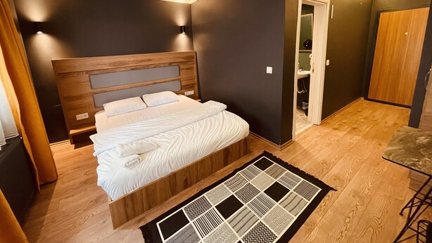 1 bedroom, premium bedding, down comforters, memory foam beds - OTTO CITY Premium Suites (Ankara)