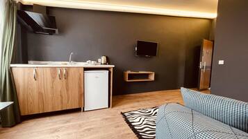 1 bedroom, premium bedding, down duvets, memory-foam beds