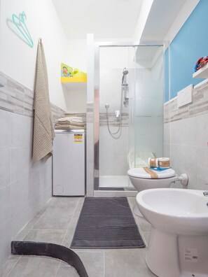 Een douche, een bidet