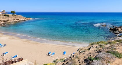 Royal Beachfront Villa - Steps from the Beach