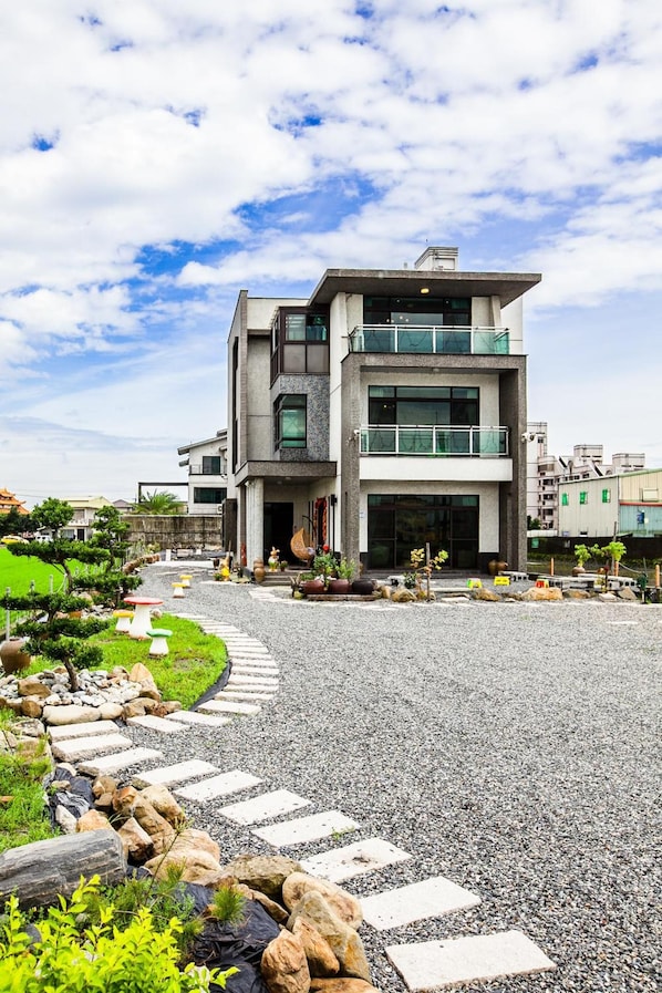 Exterior - BabyHouse (Wujie)