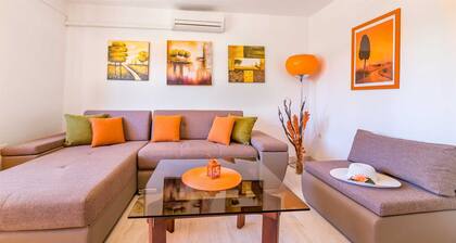 Apartment Jadranka with garden and barbeque