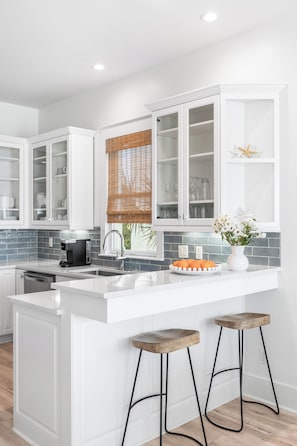 Fridge, microwave, oven, stovetop - Coastal Treasure*Guest Favorite*Pool*Elevator*BeachSvc (Miramar Beach)