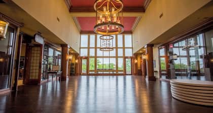 Dreamy Villa Located Close to the Branson RecPlex!! Come and Stay and Play!!