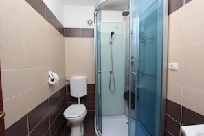 Studio, 1 Double Bed, Terrace | Bathroom | Shower, hair dryer