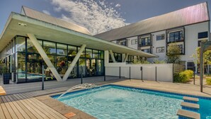 Unclassified image, 3 of 14, button - UniqueStay Paardevlei Lifestyle 514 (Cape Town)