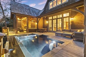 Infinity-Pool