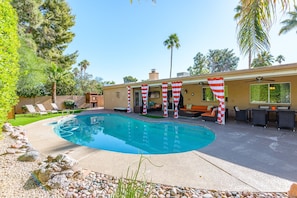 House, 4 Bedrooms | Pool