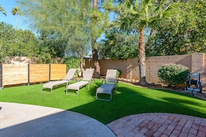 House, 4 Bedrooms | Property grounds