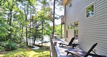 Direct on Hartwell, Private Boat Dock, Near Boat Launch