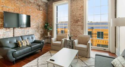 Modern Marigny Apt with Balcony & views of The French Quarter.