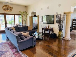 TV, fireplace, offices - 7BR Villa Mansion on Golf Course | Casita, Pool & Tennis Court (Scottsdale)