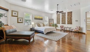 7 soverom, strykejern/-brett, reiseseng for barn og wi-fi