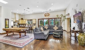 TV, fireplace, offices