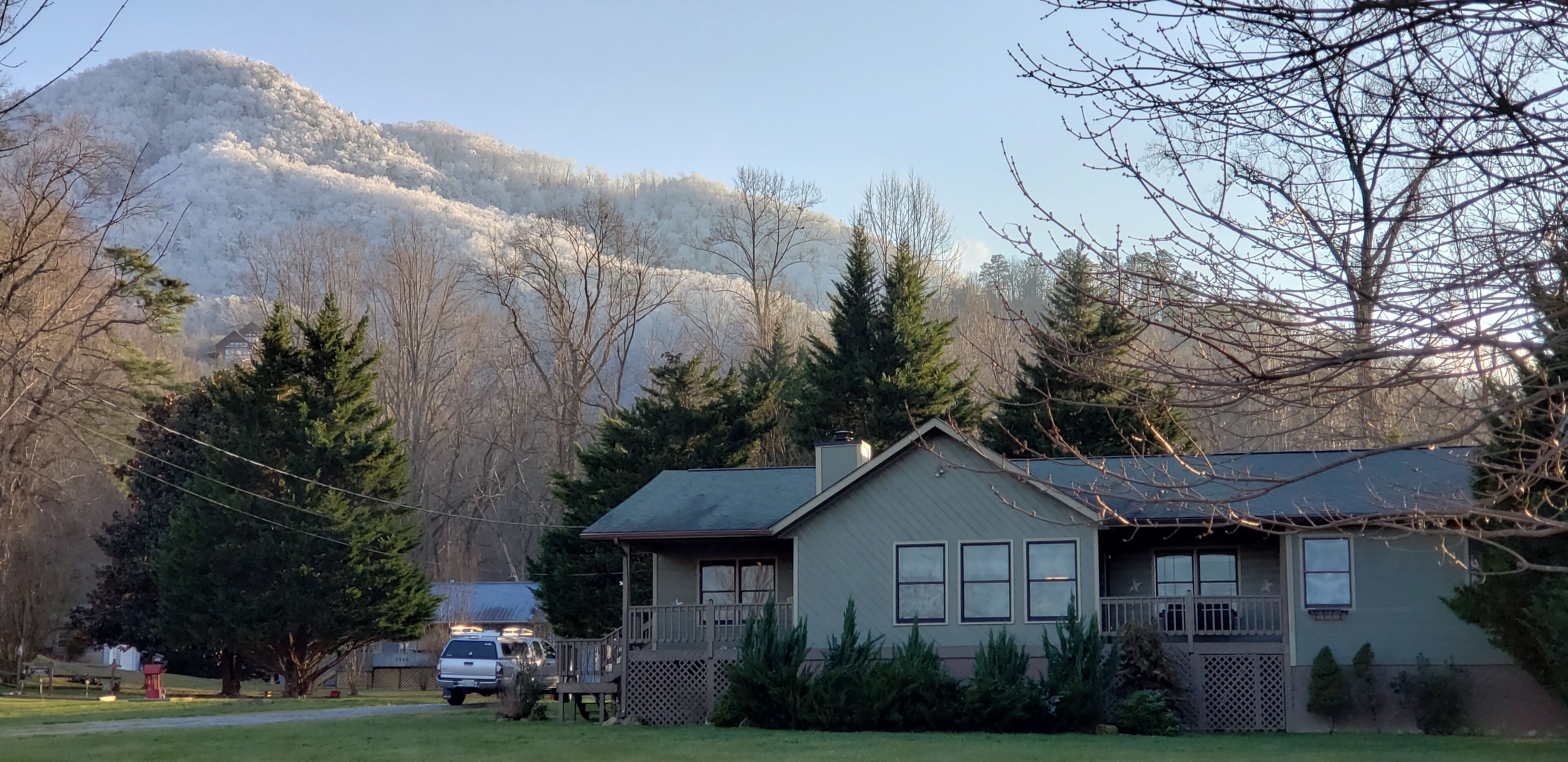 The comforts of home on the peaceful side of the Smokies!