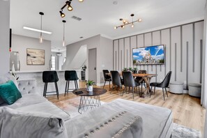 Interior - Water Park Haven: Townhome in Windsor Hills (Kissimmee)