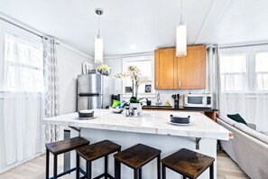 Fridge, microwave, oven, stovetop - Location & Luxury - Welcome to your private suite! (Louisville)