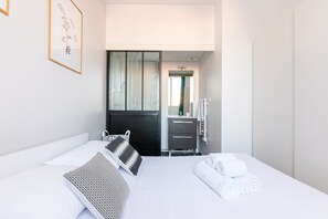 2 Schlafzimmer, Bügeleisen/Bügelbrett, kostenloses WLAN, Bettwäsche