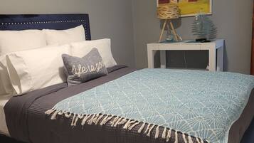 Cortinas opacas, tabla de planchar con plancha, wifi gratis