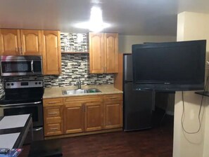 微波炉、洗碗机、茶具/咖啡用具、厨具/餐具