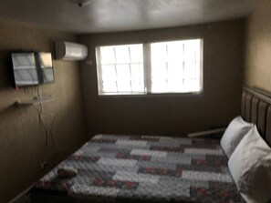 1 bedroom, iron/ironing board, WiFi, bed sheets - Lovely One Bedroom Unit in the Cable Beach Area (Nassau)
