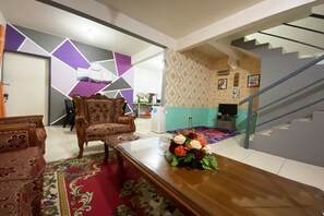 Sala de estar en el lobby