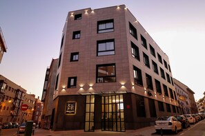 Front of property - CIELO Madrid Studios (Madrid)