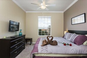 3 chambres, lit parapluie, Wi-Fi, draps fournis