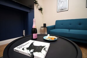 Apartment | Living area