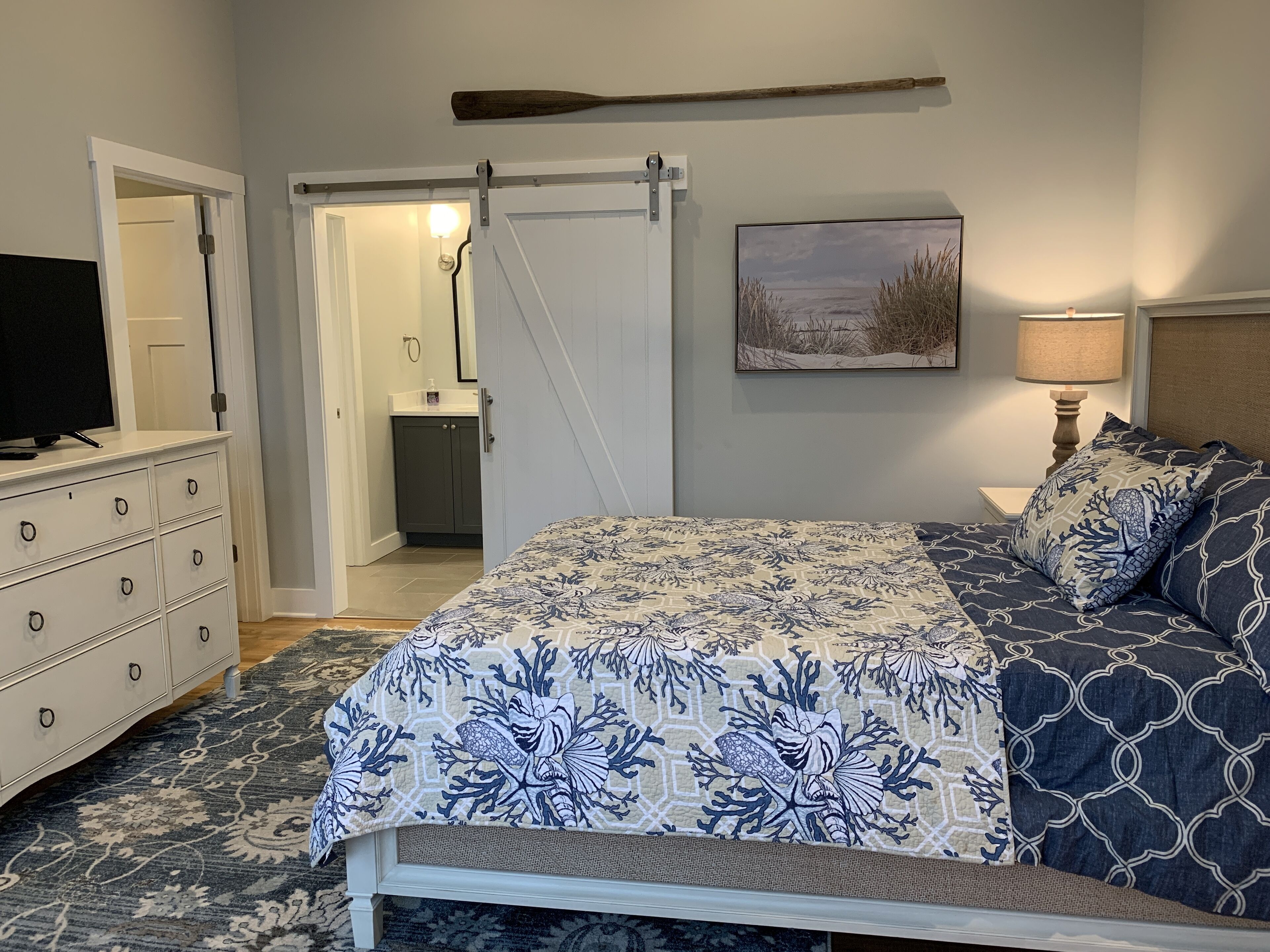 4 bedrooms, iron/ironing board, WiFi