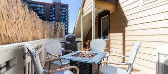 NEW - Downtown Private Loft w/ Deck & Work Space