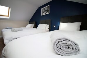 Appartement | 4 chambres, fer et planche à repasser