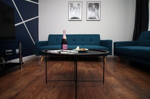 Apartment | Living area | 32-inch flat-screen TV with digital channels, TV - Karah Suites - Church Road II (Bristol)