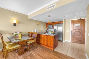 Dining - KBM Resorts | FREE CAR | Honua Kai Konea | 1-Bedroom Beautiful Mountain views! HKK-922 (Lahaina)