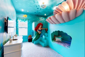 Children’s area - Chic Mansion with Games Room (Kissimmee)