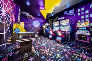 Game room - Chic Mansion with Games Room (Kissimmee)