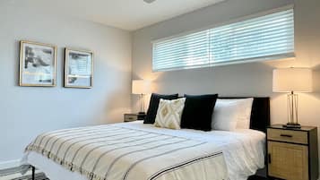 2 bedrooms, desk, iron/ironing board, free WiFi