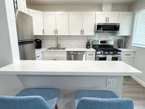 Fridge, microwave, oven, stovetop - Dogs Stay Free • Mid-Century Chic • King Bed • Walk Downtown • Parking (Walnut Creek)
