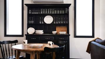 Coffee/tea maker