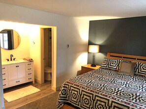 4 عدّة غرف نوم ومكتب ومكواة/لوح كي وواي فاي مجانًا