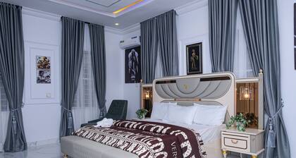Luxury 4 bed Rooms Duplex Lekki Lagos Nigeria