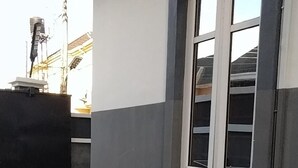 Ảnh chưa phân loại, 5 trong số 38 ảnh, nút