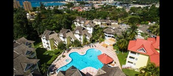 Endless Summer at Mystic Ridge
