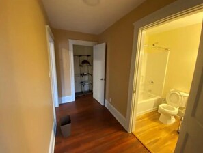 Combined shower/bathtub