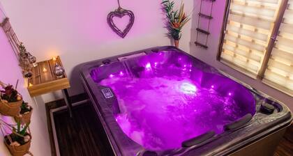 Aux 3 Nuances Suites Privatives & Spa