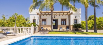 Cubo's Villa Huerta de las Rosas / private pool / free wifi