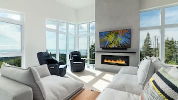 Chalet-foret 21 | Living area | Fireplace