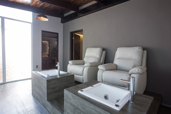Hot tub, hot stone massages, deep-tissue massages, body wraps, facials