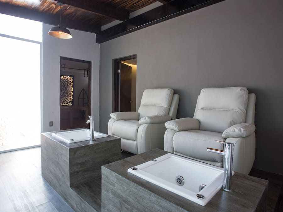 Hot tub, hot stone massages, deep-tissue massages, body wraps, facials