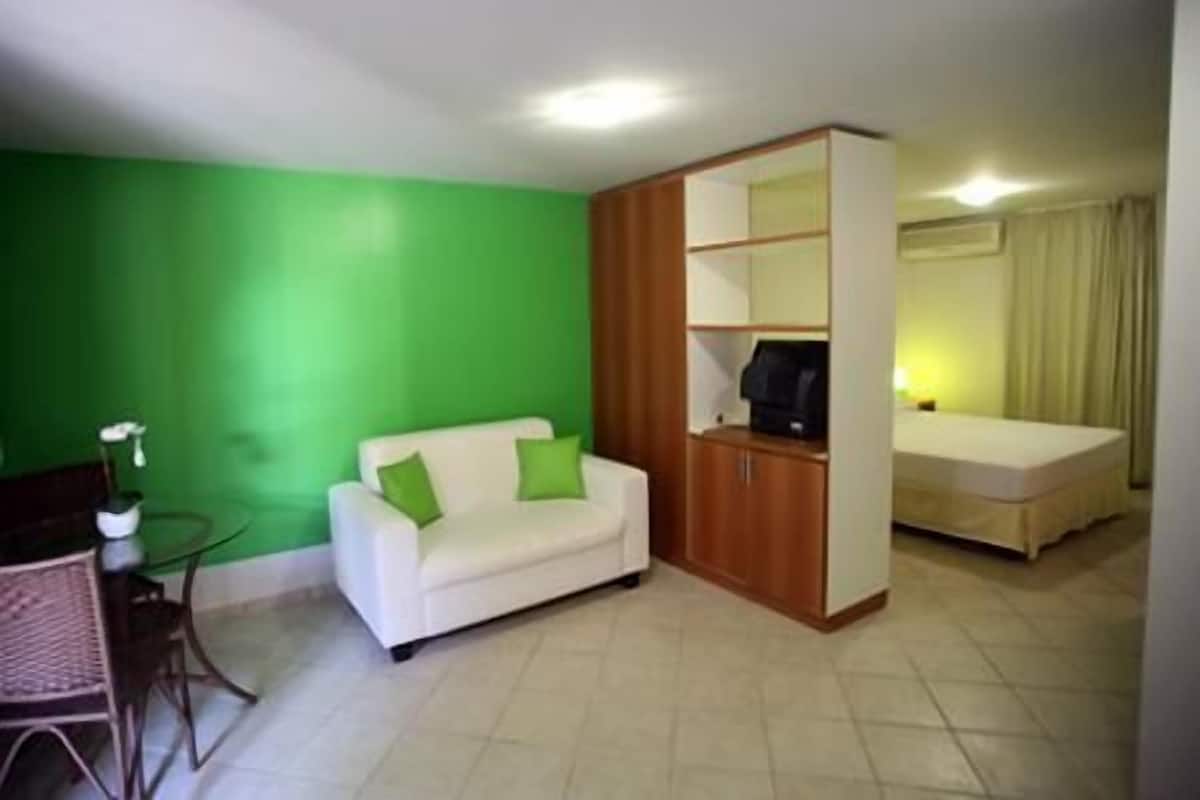 Minibar, desk, iron/ironing board, free WiFi